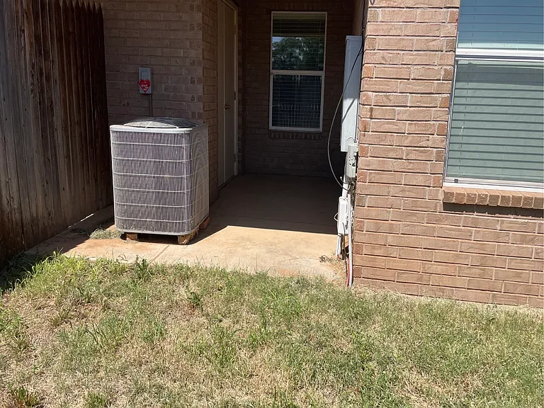 706 N Englewood Ave #A — Photo 28
