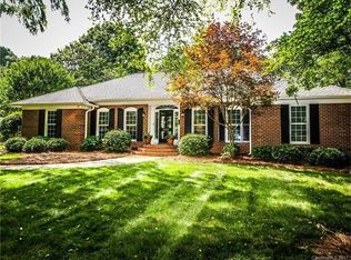 2122 Cloister Dr, Charlotte, NC 28211