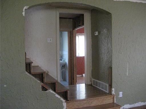 5th image of 1821 Litchfield Ave