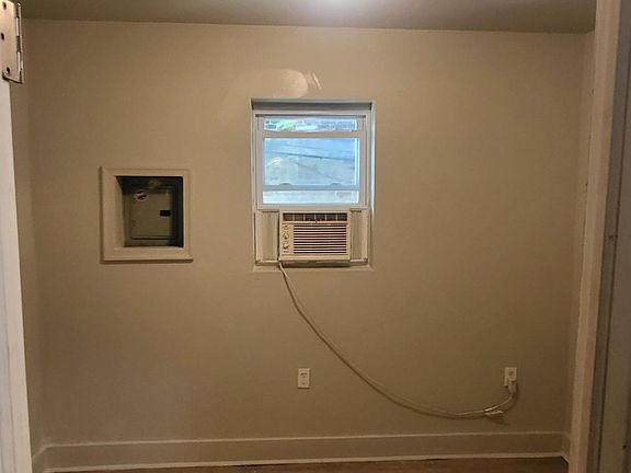 4th image of 2337 W Lehigh Ave #1