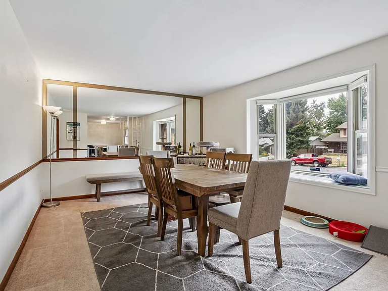 2502 S Yarrow St — Photo 3