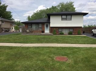 7700 W 82nd Pl, Bridgeview, IL 60455