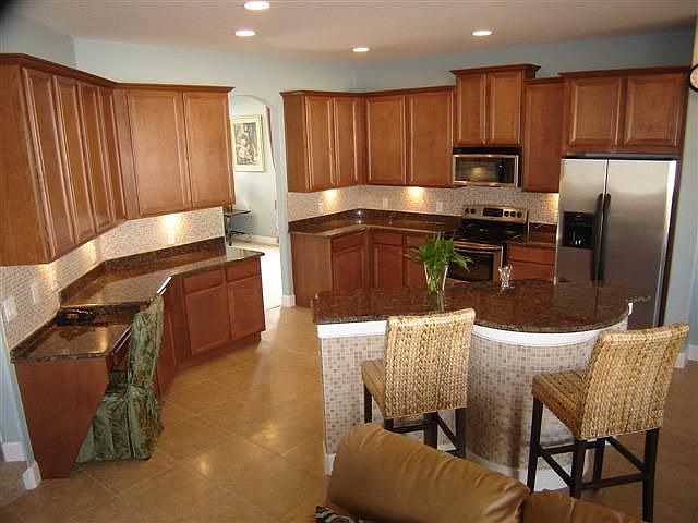 2nd image of 525 Silver Springs Dr