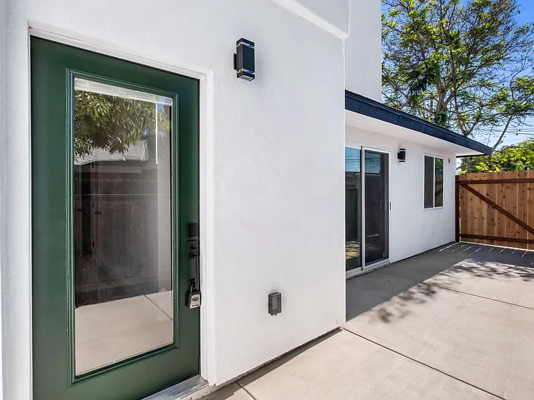 5247 Rincon St — Photo 4