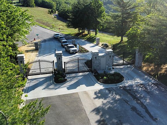 2nd image of 115 Sercy Court