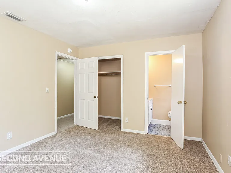 6815 Bambi Ln — Photo 11