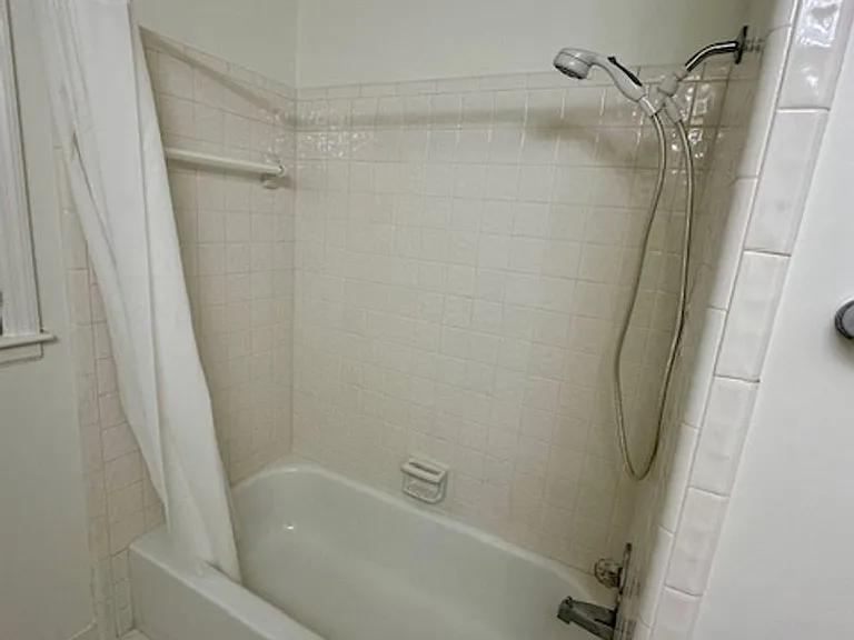 1110 Slann Dr — Photo 16