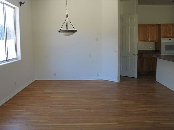 3rd image of 8422 W Foothill Dr