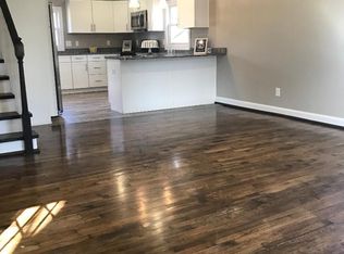 220 S Russell St, Portland, TN 37148