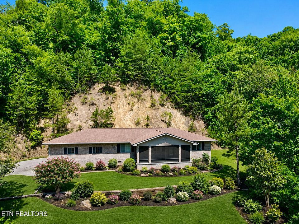 1st image of 454 Wildcat Hollow Rd