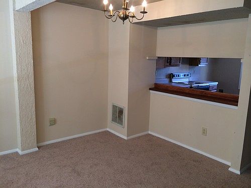 5th image of 7320 Pebblestone Dr APT A