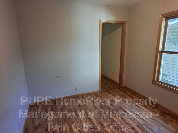 5th image of 3321 37th St E