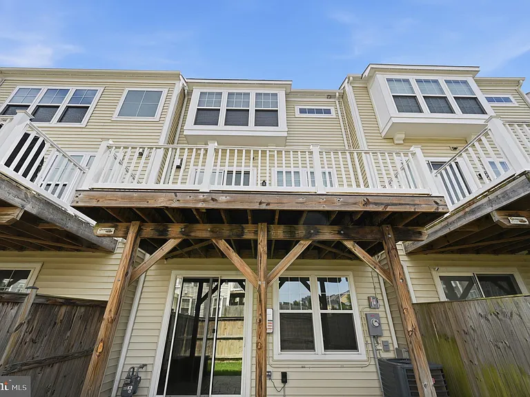 650 Aspen Rd #108 — Photo 20