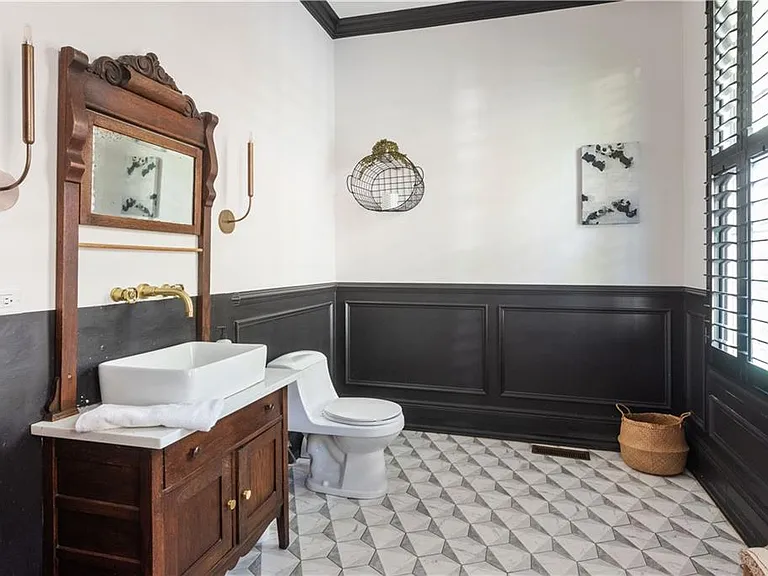 383 Park Ave SE #1 — Photo 25