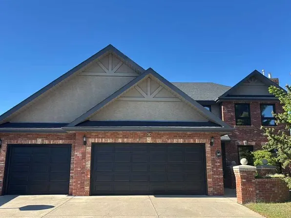 40 N Christie Cairn Sq SW, Calgary, AB T3H 2Z2