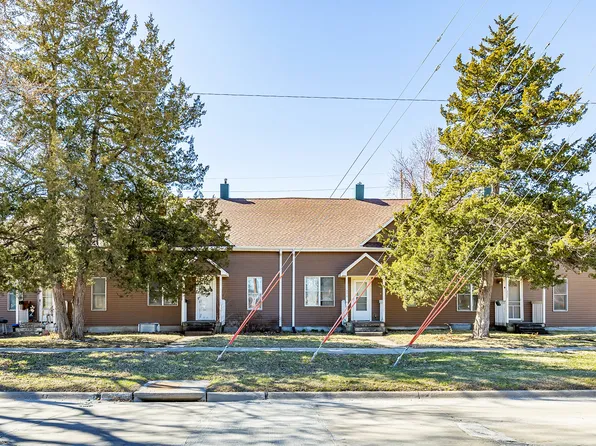 226 1st St, West Des Moines, IA 50265