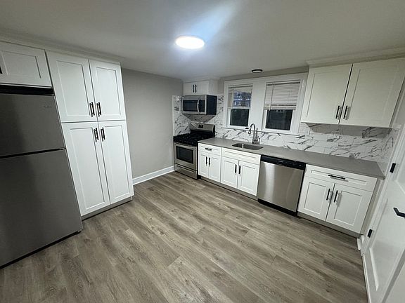 2nd image of 26 Saint Marks Rd #4