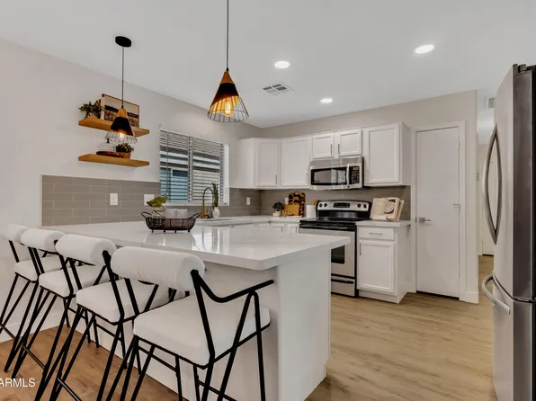 23990 W ANTELOPE Trail, Buckeye, AZ 85326