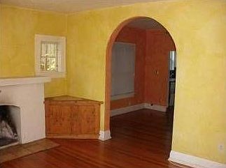 2nd image of 505 SE 19th St