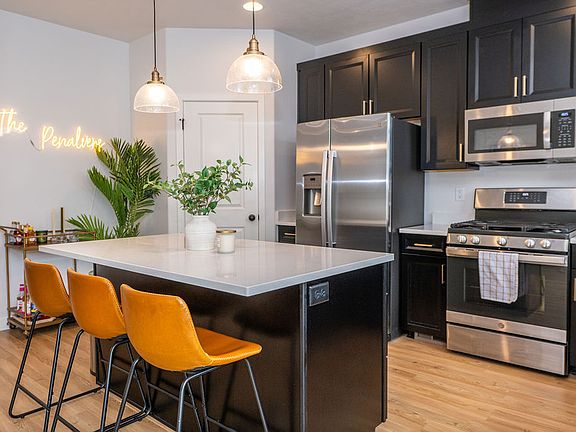 5th image of 6908 S Mount Meek Dr W #202