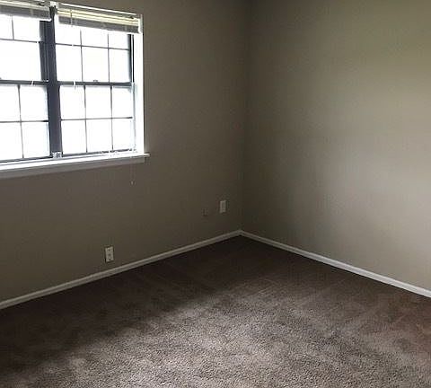 4th image of 240 W Kump Ave #5968520
