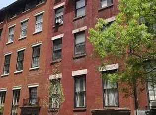 15 E 9th St, New York, NY 10003