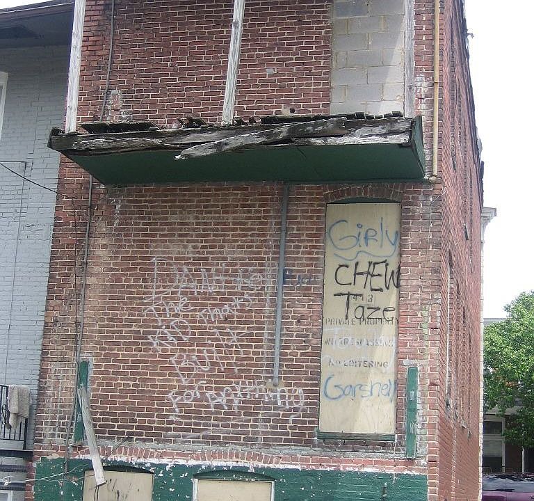 2nd image of 1413 Cliftview Ave