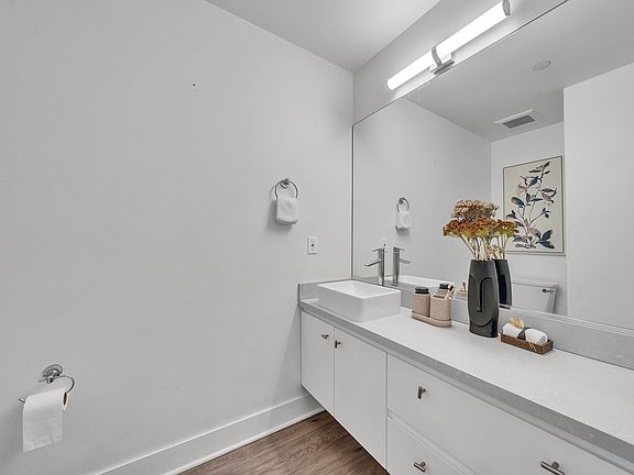 3rd image of 56 E Duarte Rd #318