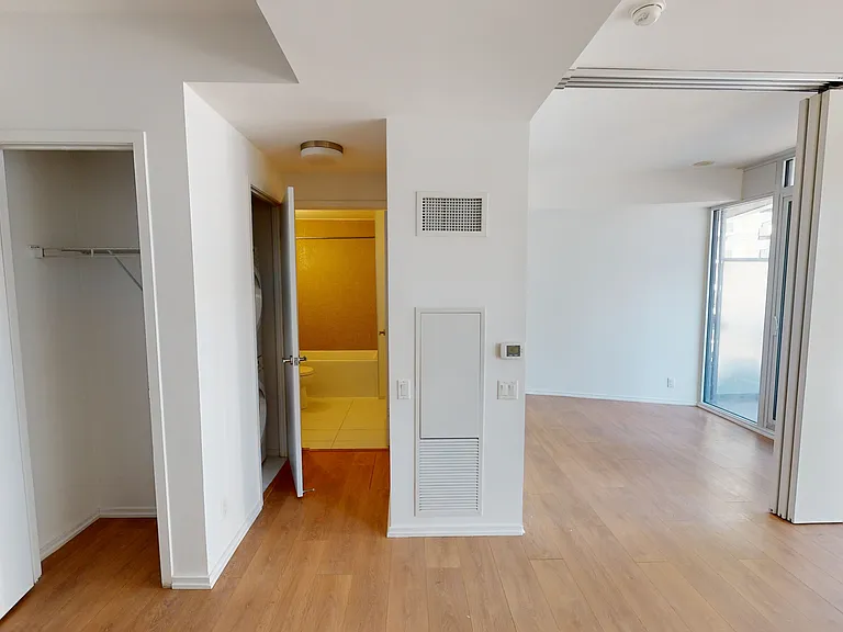 125 Peter St #1212 — Photo 12