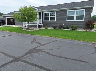 912 California Dr, Manistee, MI 49660