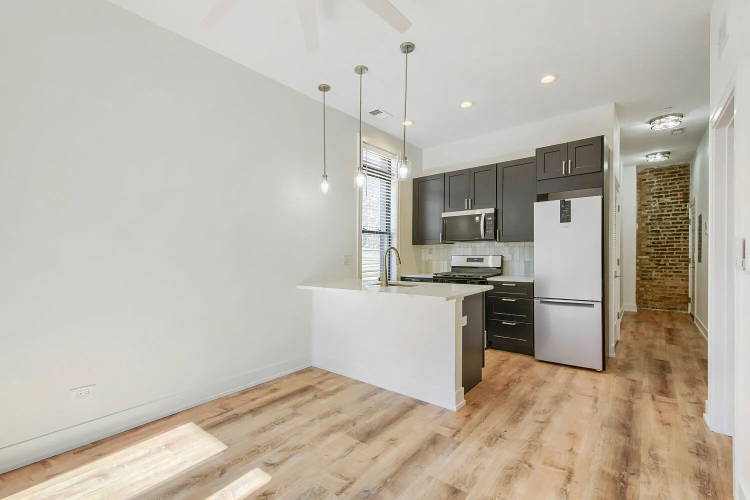 1 bed, $2,750 — Photo 2