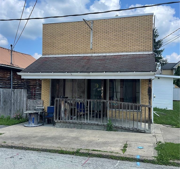 1st image of 213 5th St