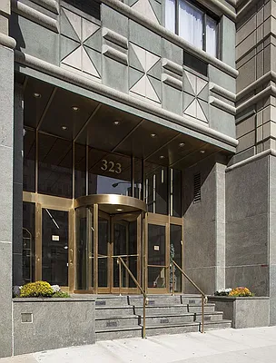 Rented by Hudson Park NY LLC | media 7