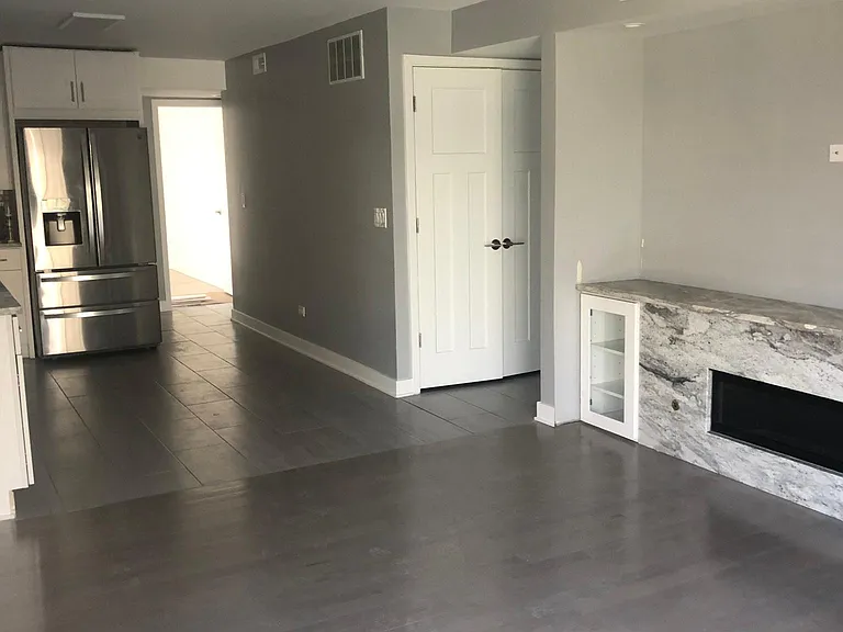 318 S Austin Blvd #1 — Photo 12