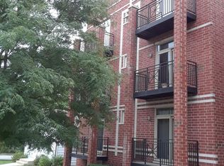 6811 W Raven St #3E, Chicago, IL 60631