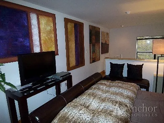 Rented by Anchor Associates | media 46