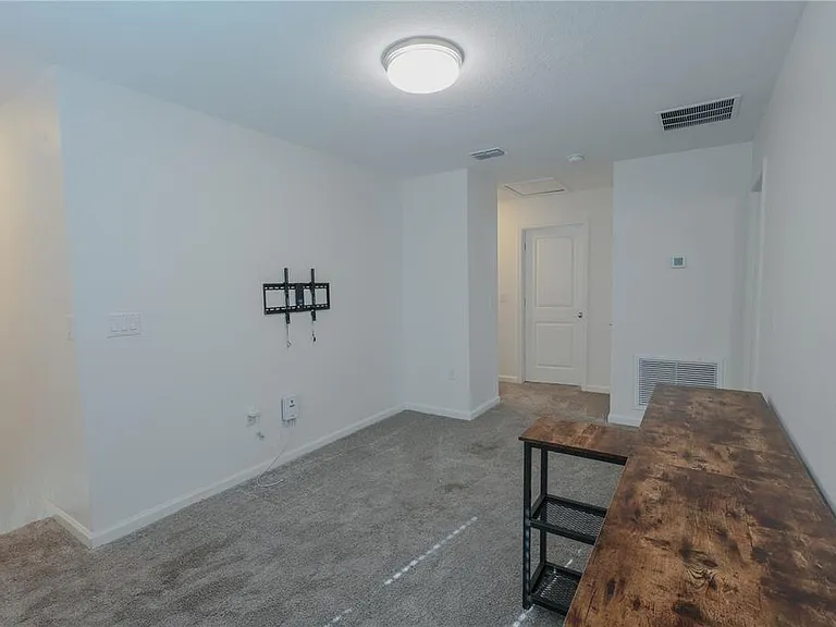1821 Heart Lake Dr — Photo 20