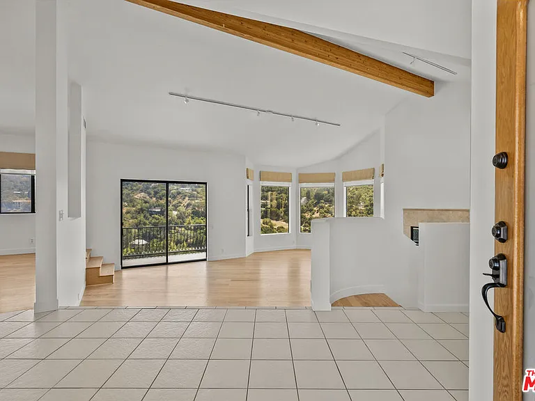3665 Alta Mesa Dr — Photo 7