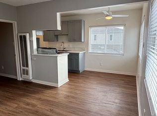 350 12th St APT 3, Seal Beach, CA 90740