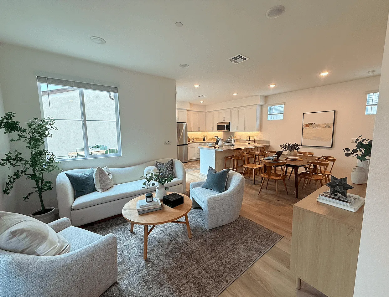 Aspan Square Homes — Photo 3