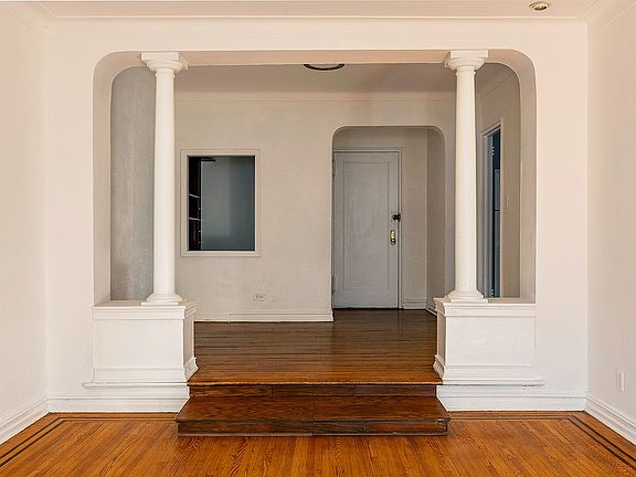 4th image of 35-35 75th St #122