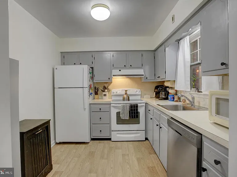 708 Cumberland Ave — Photo 7