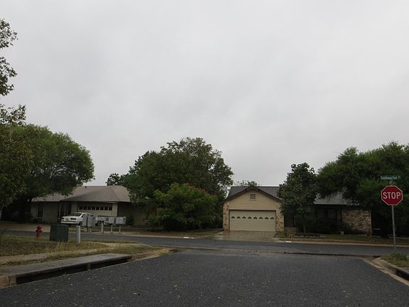 4th image of 609 Gabriel Mills Dr