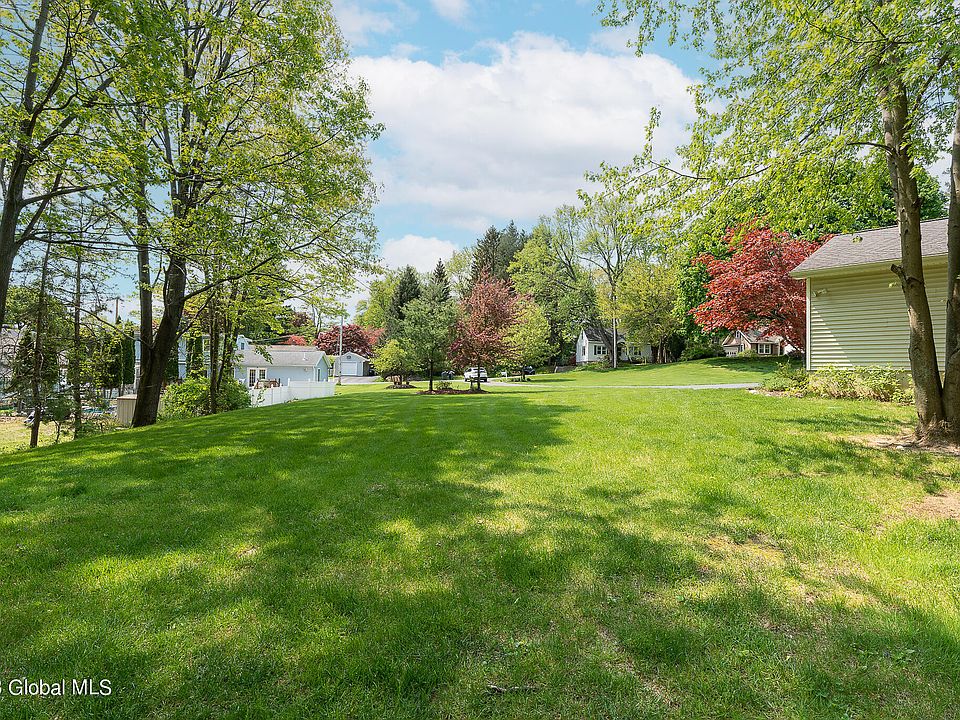 10 Roberts Lane, Latham, NY 12110 Zillow