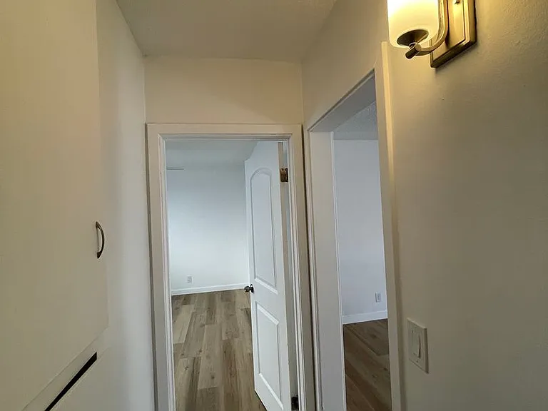 837 W Beach Ave #839 — Photo 13