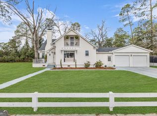 686 S 4th St, Jesup, GA 31545