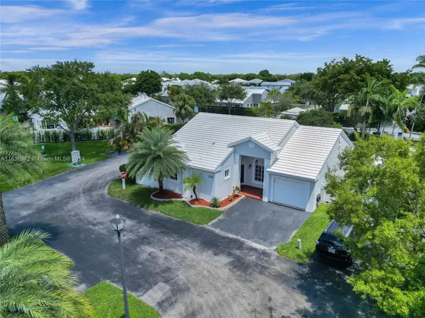 11249 SW 64th Ter, Miami, FL 33173