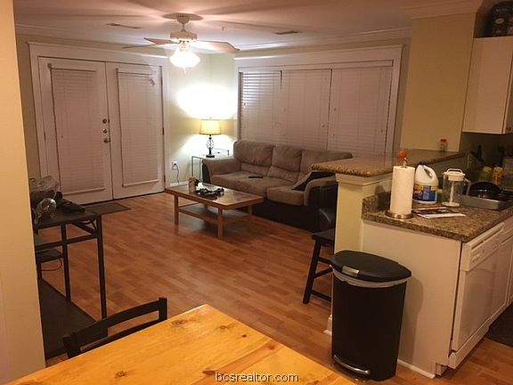 5th image of 1725 Harvey Mitchell Unit 621