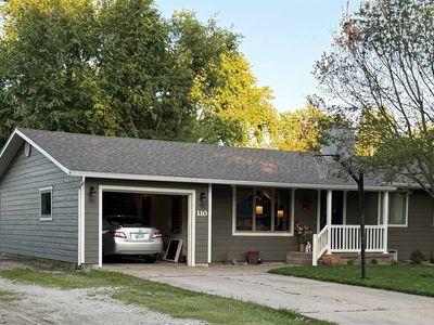 110 S Hess Ave, Hesston, KS, 67062