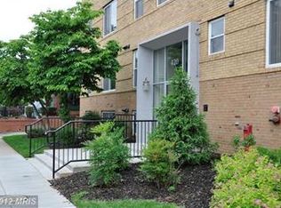 420 16th St SE UNIT B2, Washington, DC 20003